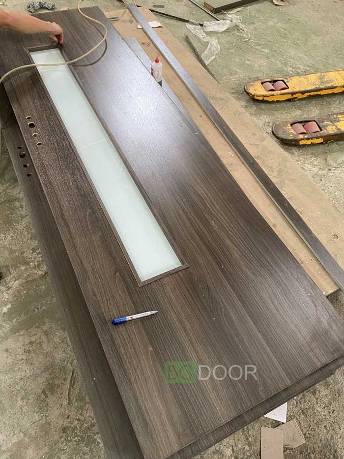 Cửa nhựa composite bề mặt Laminate